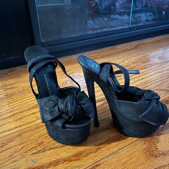 Giuseppe Zanotti - Picture 6 of 16